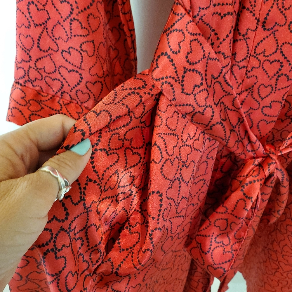 Morgan Taylor Intimates Heart Robe - Picture 4 of 8